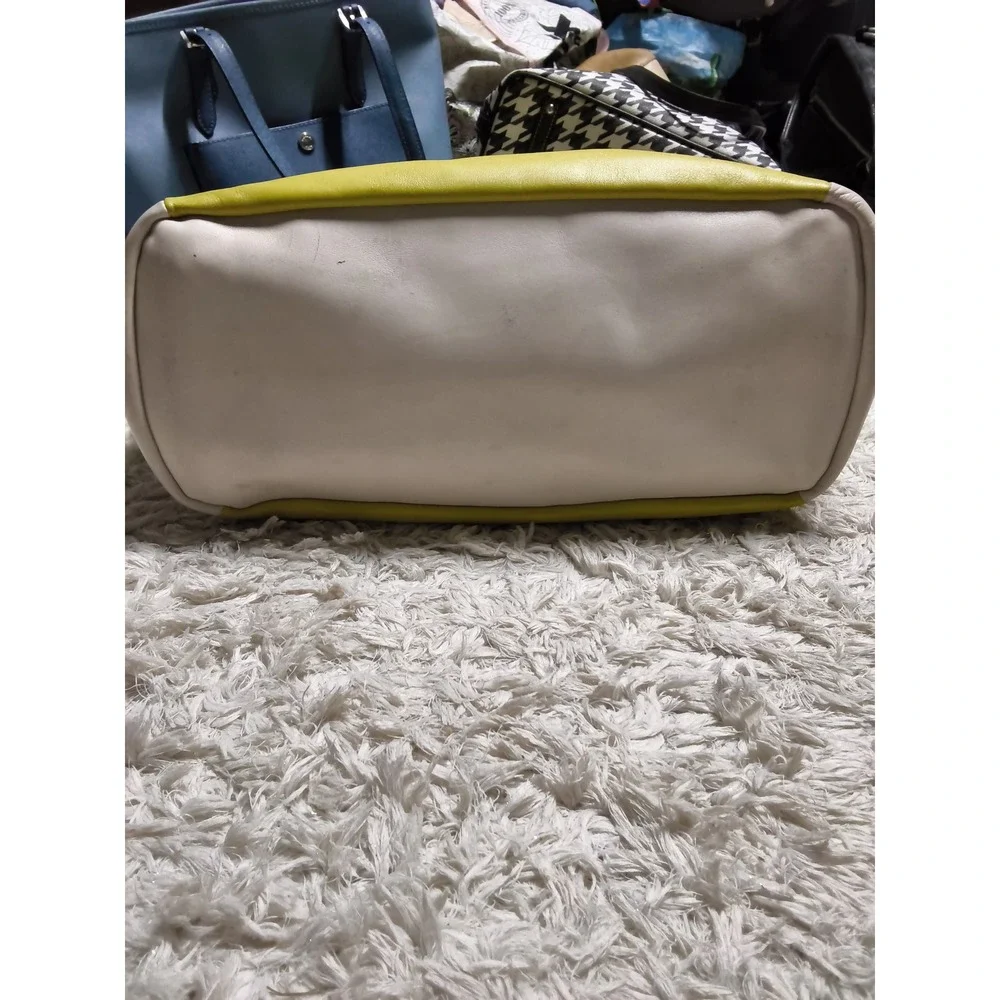 79.Coach Bleecker Perforated Logo Colorblock Leather Tote Bag Lime Green 23469